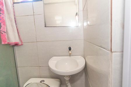 Casa para alugar com 35m², 1 quarto e sem vaga Casa para alugar com 35m², 1 quarto e sem vagaBanheiro