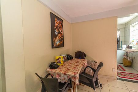 Sala de casa para alugar com 1 quarto, 35m² em Honório Gurgel, Rio de Janeiro