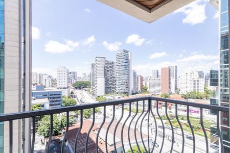 Apartamento à venda com 165m², 3 quartos e 3 vagasVaranda da Suíte 1