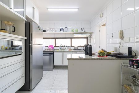 Apartamento à venda com 165m², 3 quartos e 3 vagasCozinha