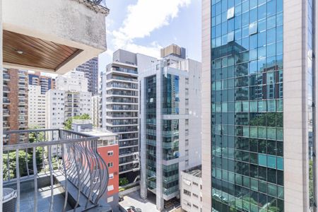 Apartamento à venda com 165m², 3 quartos e 3 vagasVaranda da Suíte 1