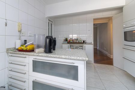 Apartamento à venda com 165m², 3 quartos e 3 vagasCozinha