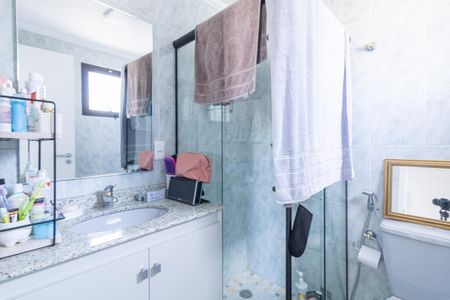 Apartamento à venda com 165m², 3 quartos e 3 vagasBanheiro da Suíte 2