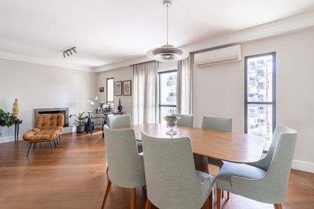 Sala de Jantar de apartamento à venda com 3 quartos, 165m² em Vila Nova Conceição, São Paulo