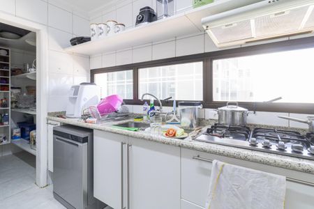 Apartamento à venda com 165m², 3 quartos e 3 vagasCozinha