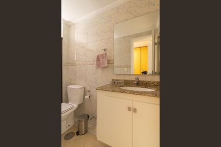 Apartamento à venda com 165m², 3 quartos e 3 vagasBanheiro da Suíte 4