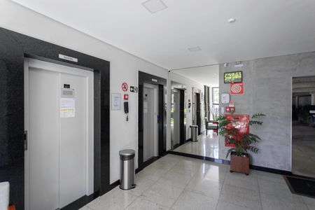 Apartamento para alugar com 33m², 1 quarto e 1 vagaHall social