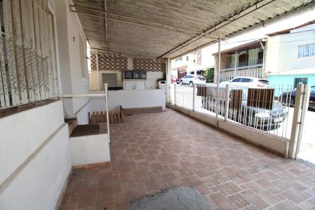 Casa à venda com 400m², 5 quartos e 2 vagasQuintal