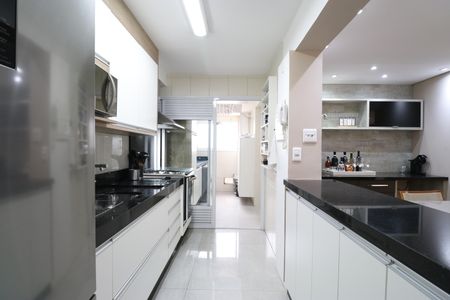 Apartamento à venda com 110m², 3 quartos e 2 vagasCozinha
