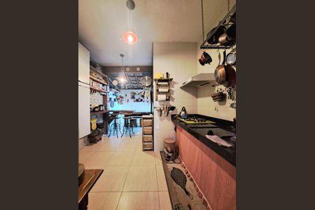 Apartamento à venda com 74m², 2 quartos e 1 vaga