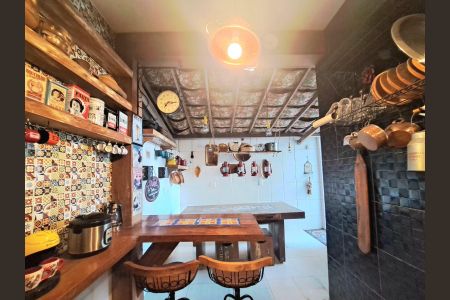 Apartamento à venda com 74m², 2 quartos e 1 vaga