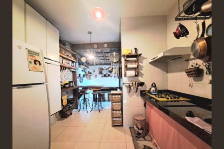 Apartamento à venda com 74m², 2 quartos e 1 vaga