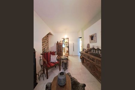 Apartamento à venda com 74m², 2 quartos e 1 vaga