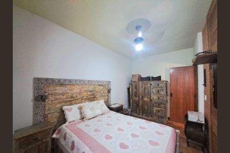 Apartamento à venda com 74m², 2 quartos e 1 vaga