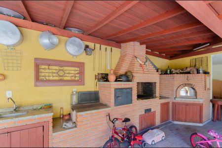 Casa à venda com 800m², 4 quartos e 6 vagasÁrea gourmet