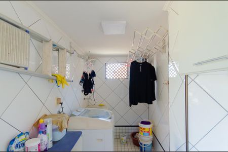 Casa à venda com 800m², 4 quartos e 6 vagasÁrea de Serviço