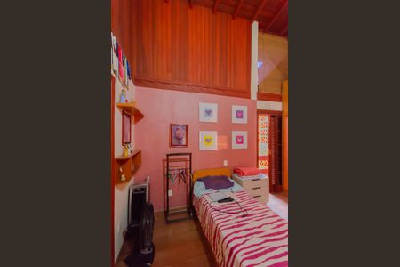 Casa à venda com 800m², 4 quartos e 6 vagasQuarto 2