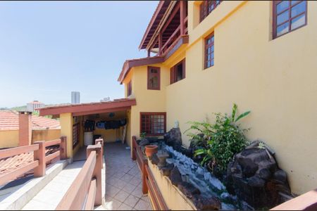 Casa à venda com 800m², 4 quartos e 6 vagasLago