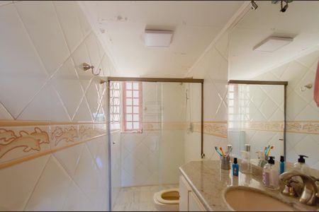 Casa à venda com 800m², 4 quartos e 6 vagasBanheiro Social