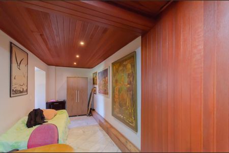 Casa à venda com 800m², 4 quartos e 6 vagasSuíte 2