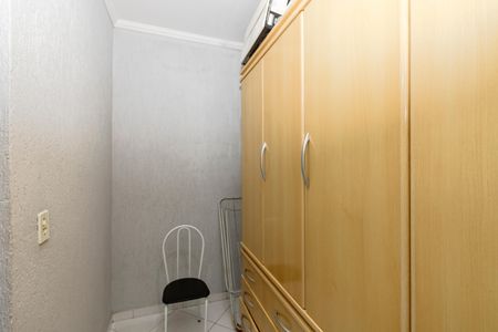 Closet de casa para alugar com 1 quarto, 25m² em Jardim Aeroporto, São Paulo