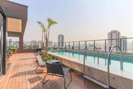 Studio para alugar com 31m², 1 quarto e sem vaga Studio para alugar com 31m², 1 quarto e sem vagaÁrea comum - Piscina