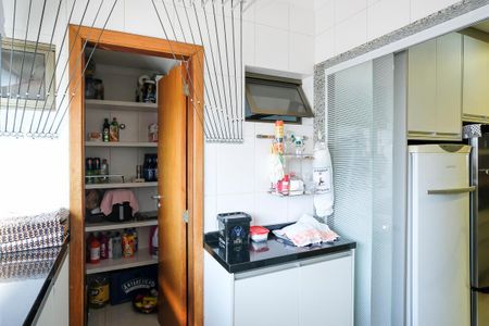 Apartamento à venda com 118m², 3 quartos e 2 vagasÁrea de serviço