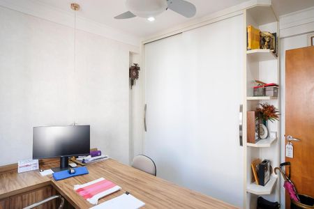 Apartamento à venda com 118m², 3 quartos e 2 vagasSuíte 2