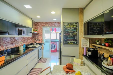 Apartamento à venda com 118m², 3 quartos e 2 vagasCozinha