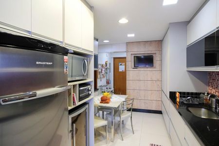 Apartamento à venda com 118m², 3 quartos e 2 vagasCozinha