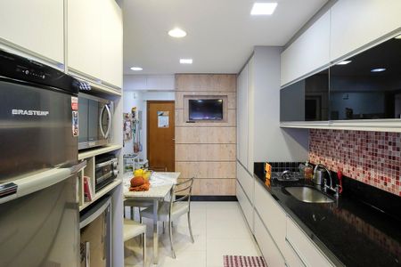 Apartamento à venda com 118m², 3 quartos e 2 vagasCozinha