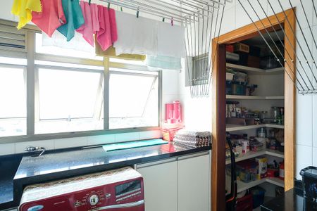 Apartamento à venda com 118m², 3 quartos e 2 vagasÁrea de serviço