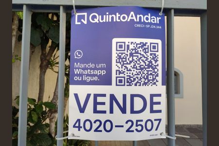 Casa à venda com 187m², 2 quartos e 2 vagas Casa à venda com 187m², 2 quartos e 2 vagasPlaca KHDC 601