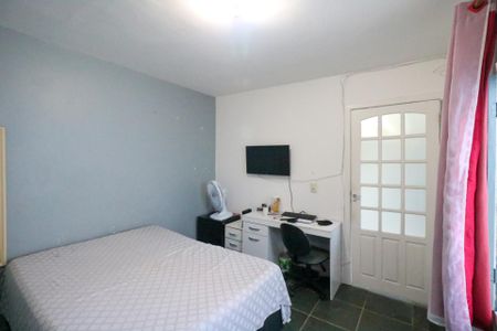 Casa à venda com 187m², 2 quartos e 2 vagas Casa à venda com 187m², 2 quartos e 2 vagasQuarto 2