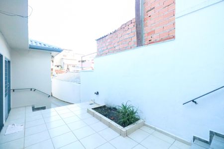 Casa à venda com 187m², 2 quartos e 2 vagas Casa à venda com 187m², 2 quartos e 2 vagasQuintal
