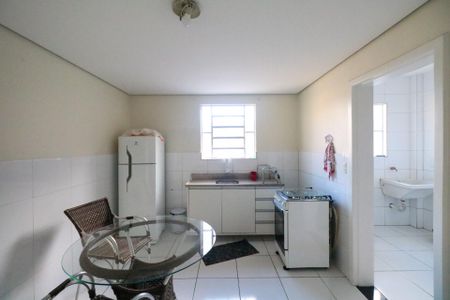 Casa à venda com 187m², 2 quartos e 2 vagas Casa à venda com 187m², 2 quartos e 2 vagasCozinha