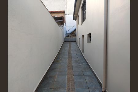 Casa à venda com 187m², 2 quartos e 2 vagas Casa à venda com 187m², 2 quartos e 2 vagasQuintal