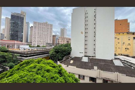 Apartamento à venda com 64m², 2 quartos e sem vaga