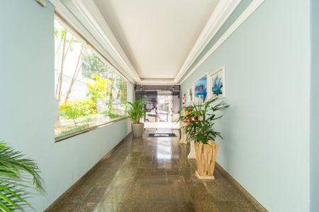 Apartamento para alugar com 58m², 2 quartos e 1 vaga Apartamento para alugar com 58m², 2 quartos e 1 vagaHall social