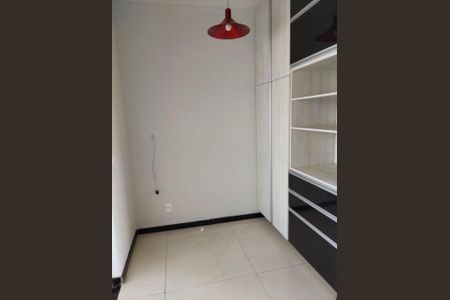 Apartamento à venda com 72m², 2 quartos e 1 vaga