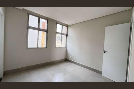 Apartamento à venda com 2 quartos, 56m² em Centro, Belo Horizonte
