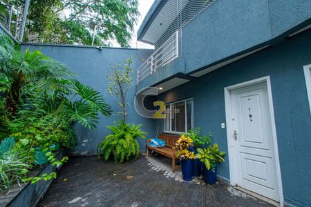 Casa à venda com 150m², 3 quartos e 2 vagas