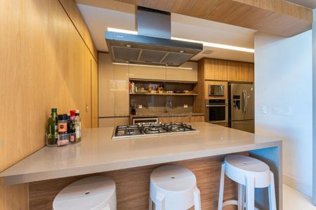 Apartamento à venda com 185m², 3 quartos e 3 vagas