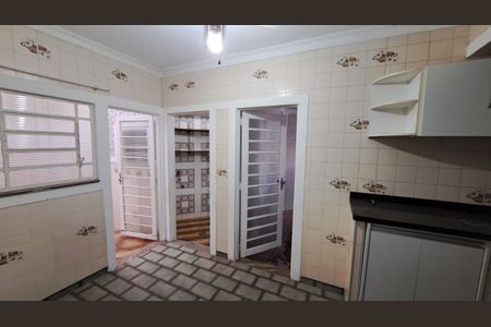 Casa à venda com 154m², 3 quartos e 4 vagas