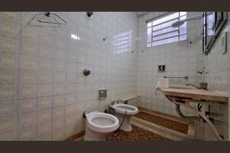 Casa à venda com 154m², 3 quartos e 4 vagas