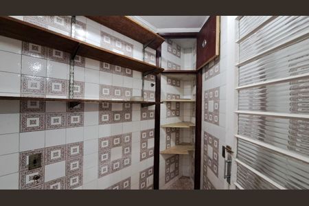 Casa à venda com 154m², 3 quartos e 4 vagas