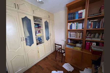 Apartamento à venda com 140m², 4 quartos e 2 vagas