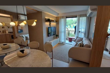 Apartamento à venda com 2 quartos, 54m² em Barra da Tijuca, Rio de Janeiro