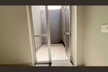 Apartamento à venda com 64m², 2 quartos e sem vaga