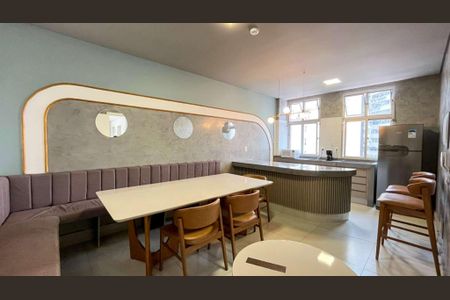 Apartamento à venda com 64m², 2 quartos e sem vaga